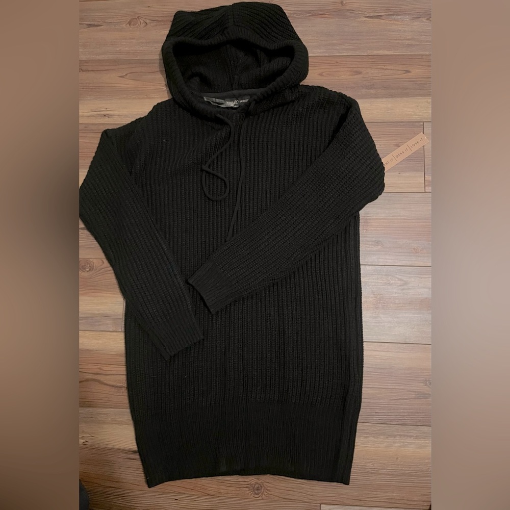 Women’s Medium oversized sweater/sweater dress with hood ✨NWT/NWOT.sale